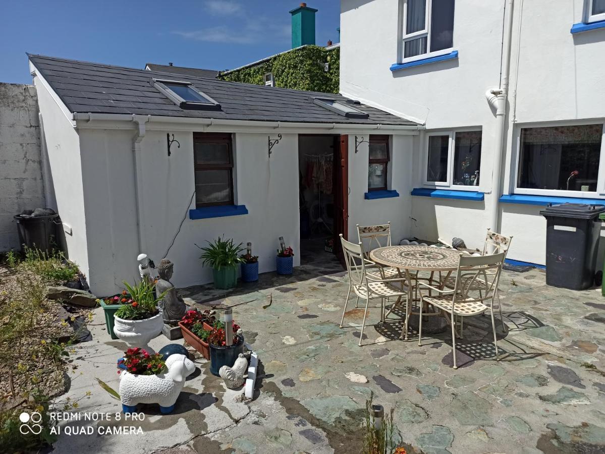 The Ferry Boat Hotel Portmagee ภายนอก รูปภาพ