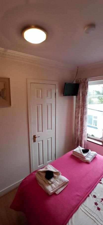 The Ferry Boat Hotel Portmagee ภายนอก รูปภาพ