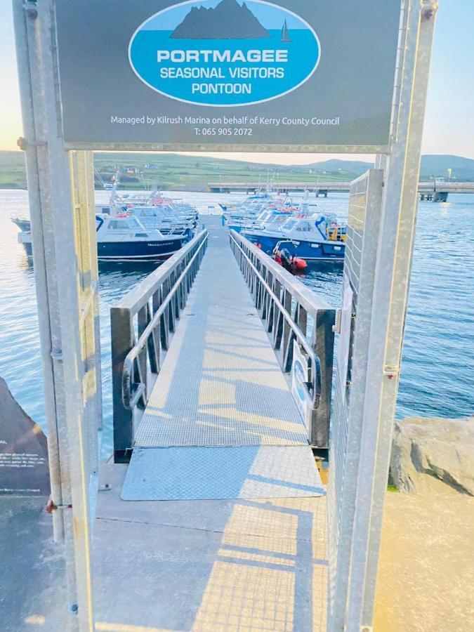 The Ferry Boat Hotel Portmagee ภายนอก รูปภาพ